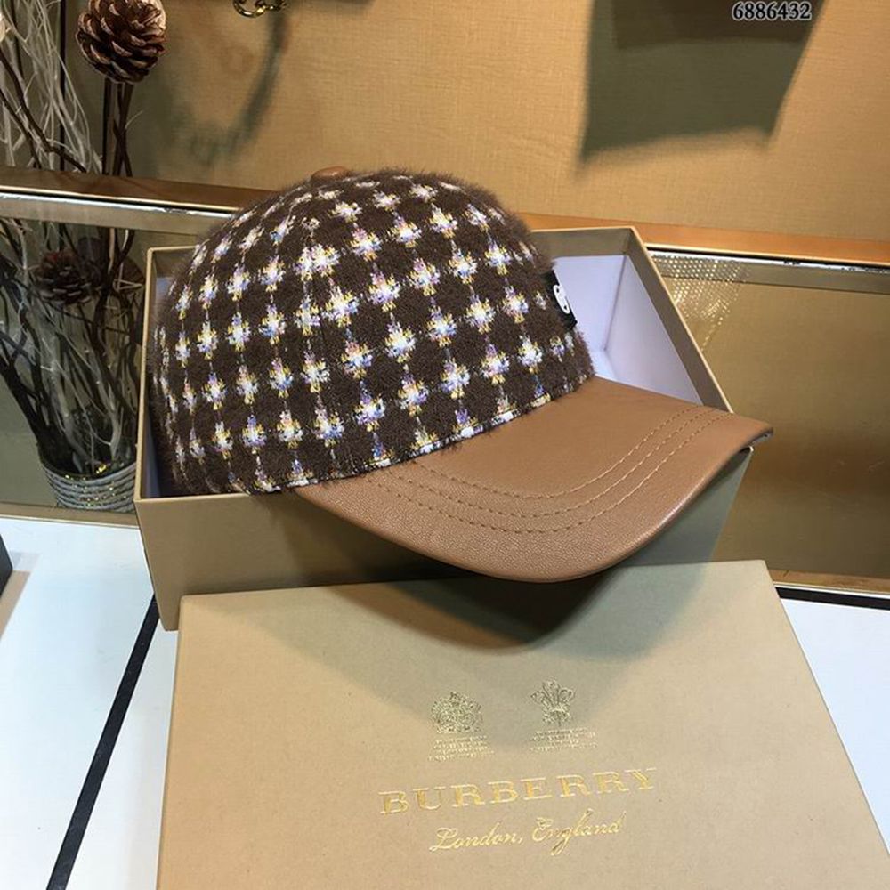B**rry hat